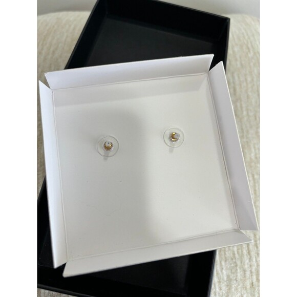 NIB Baublebar X Disney Mickey Mouse Easter bunny earrings - Picture 5 of 5